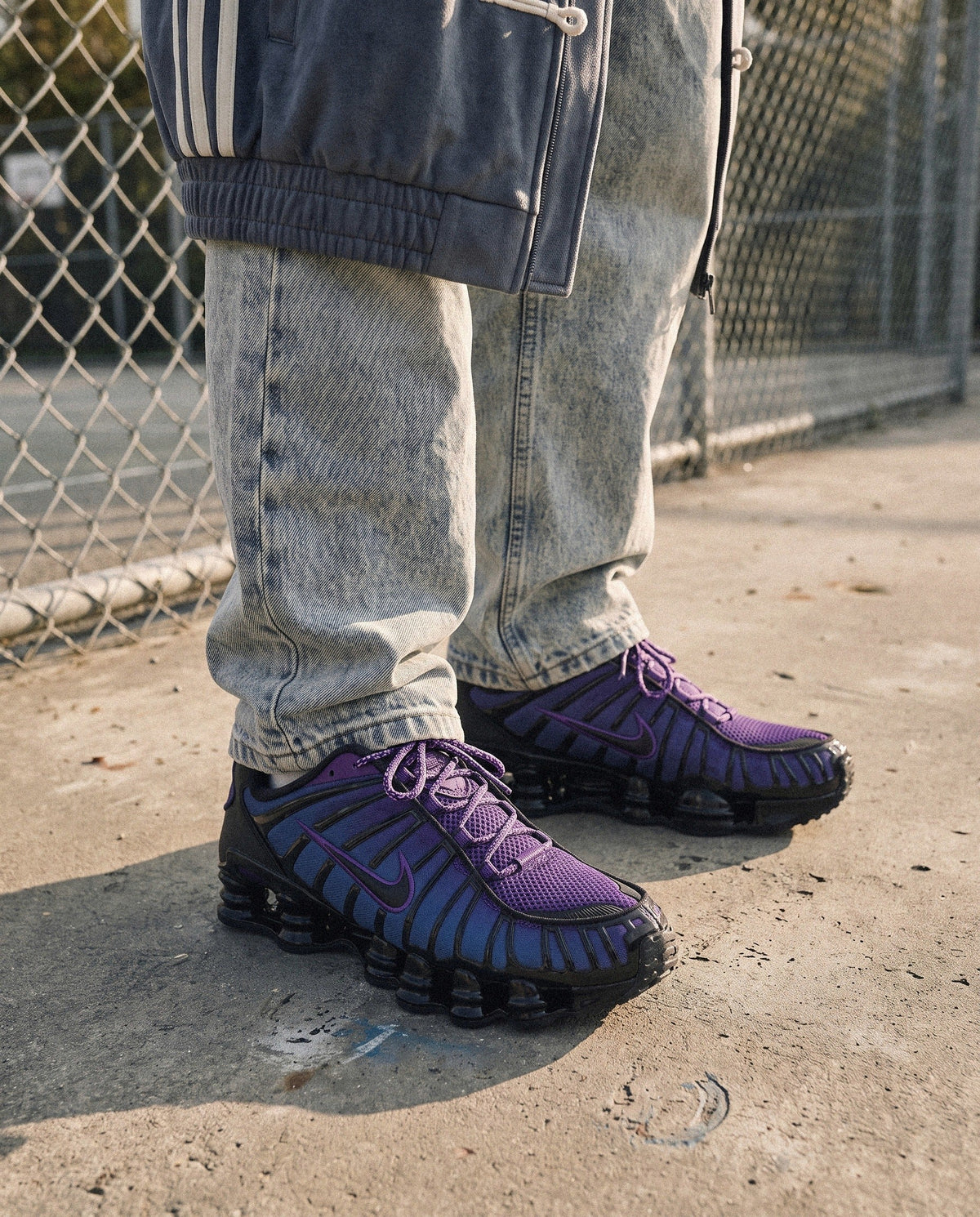 Nike Shox TL Voltage Purple - on foot