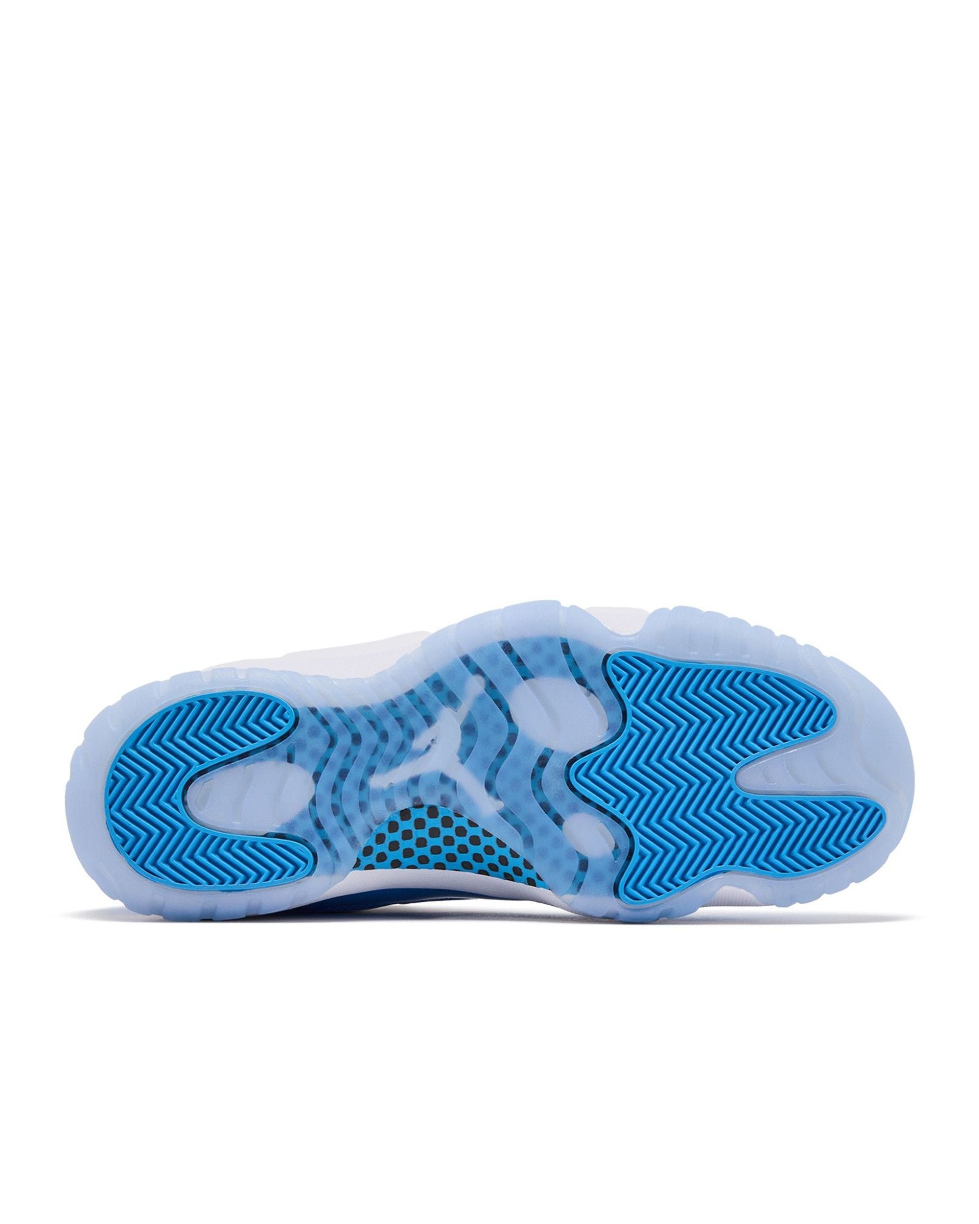 Jordan 11 Retro Low University Blue (2026)
