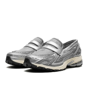 New Balance 1906L Metallic Silver