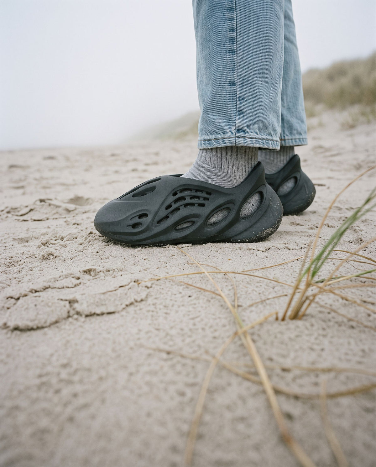 adidas Yeezy Foam RNR Carbon - on-foot