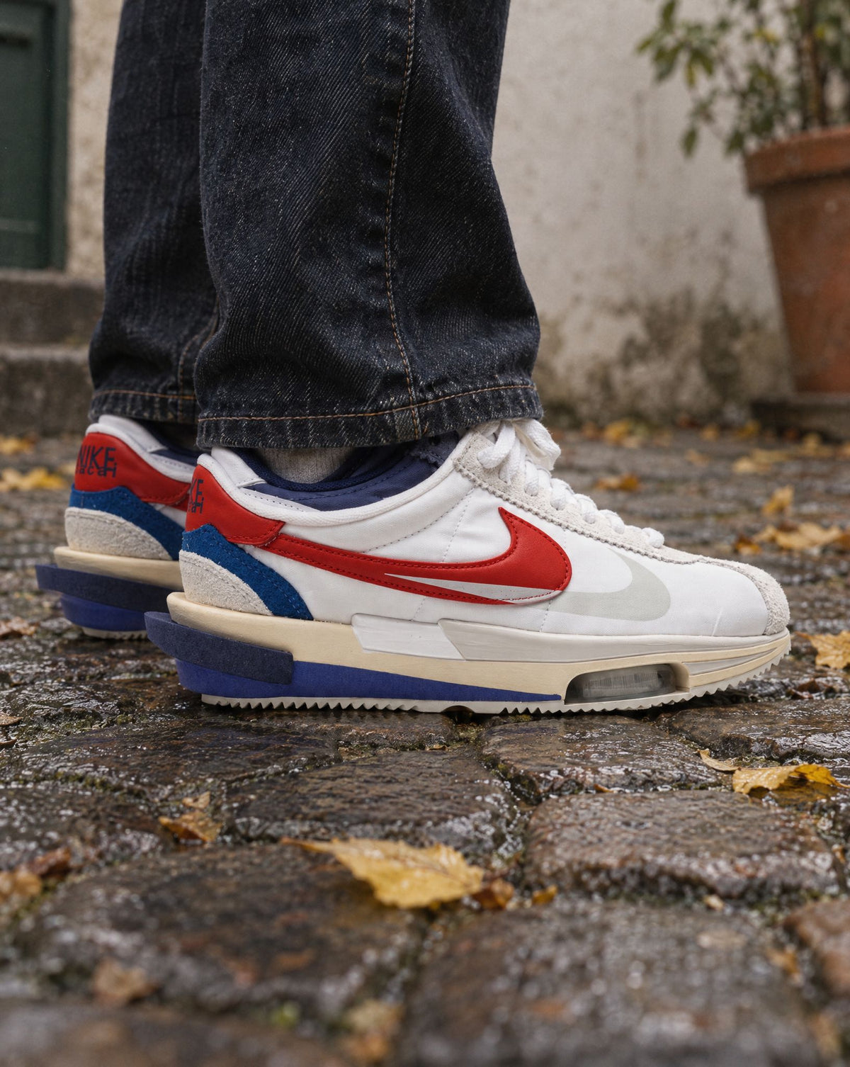 Nike Zoom Cortez SP sacai White University Red Blue - on-foot
