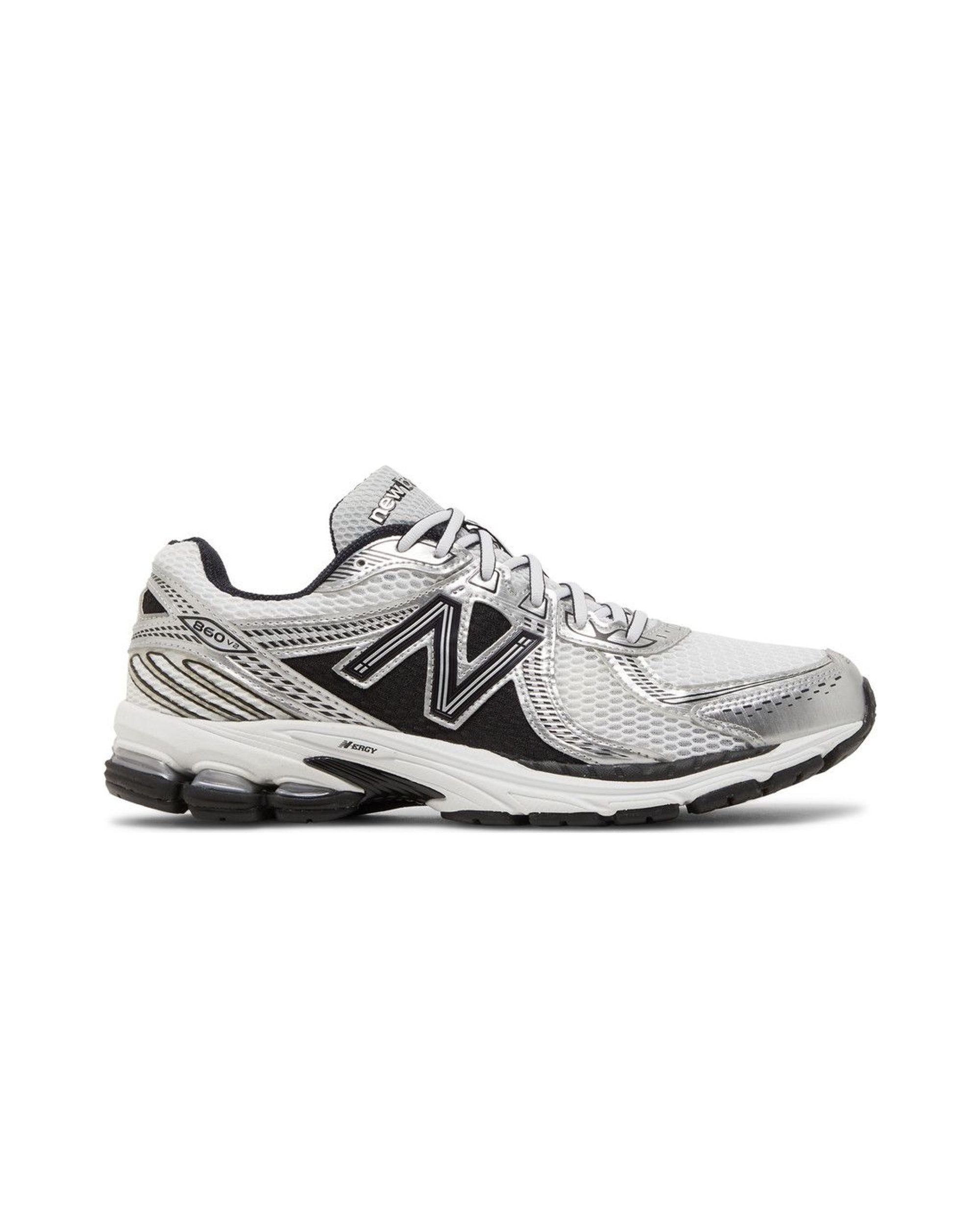 New Balance 860v2 Black White Silver