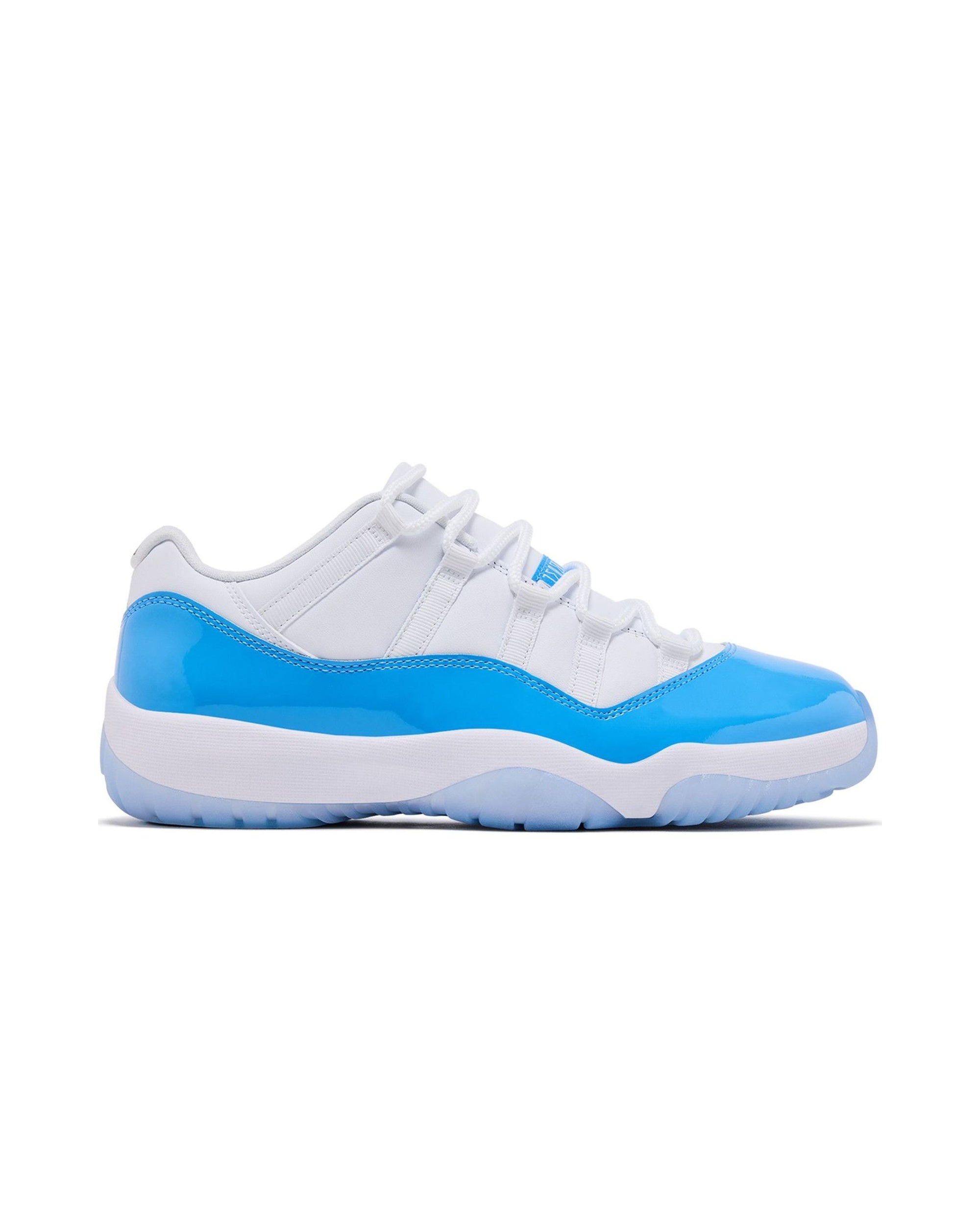 Jordan 11 Retro Low University Blue (2026)