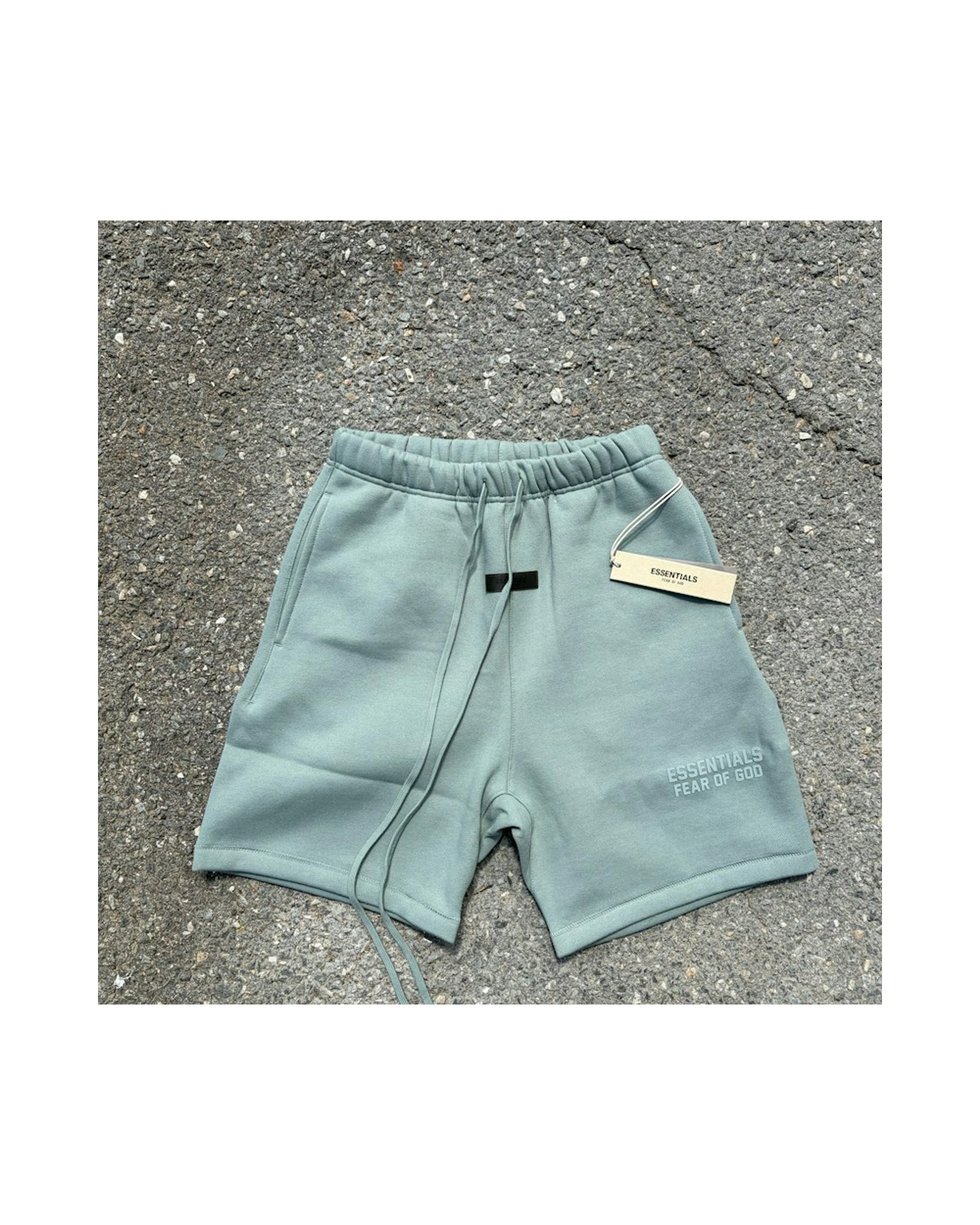 Fear of God Essentials Sweatshorts Sycamore
