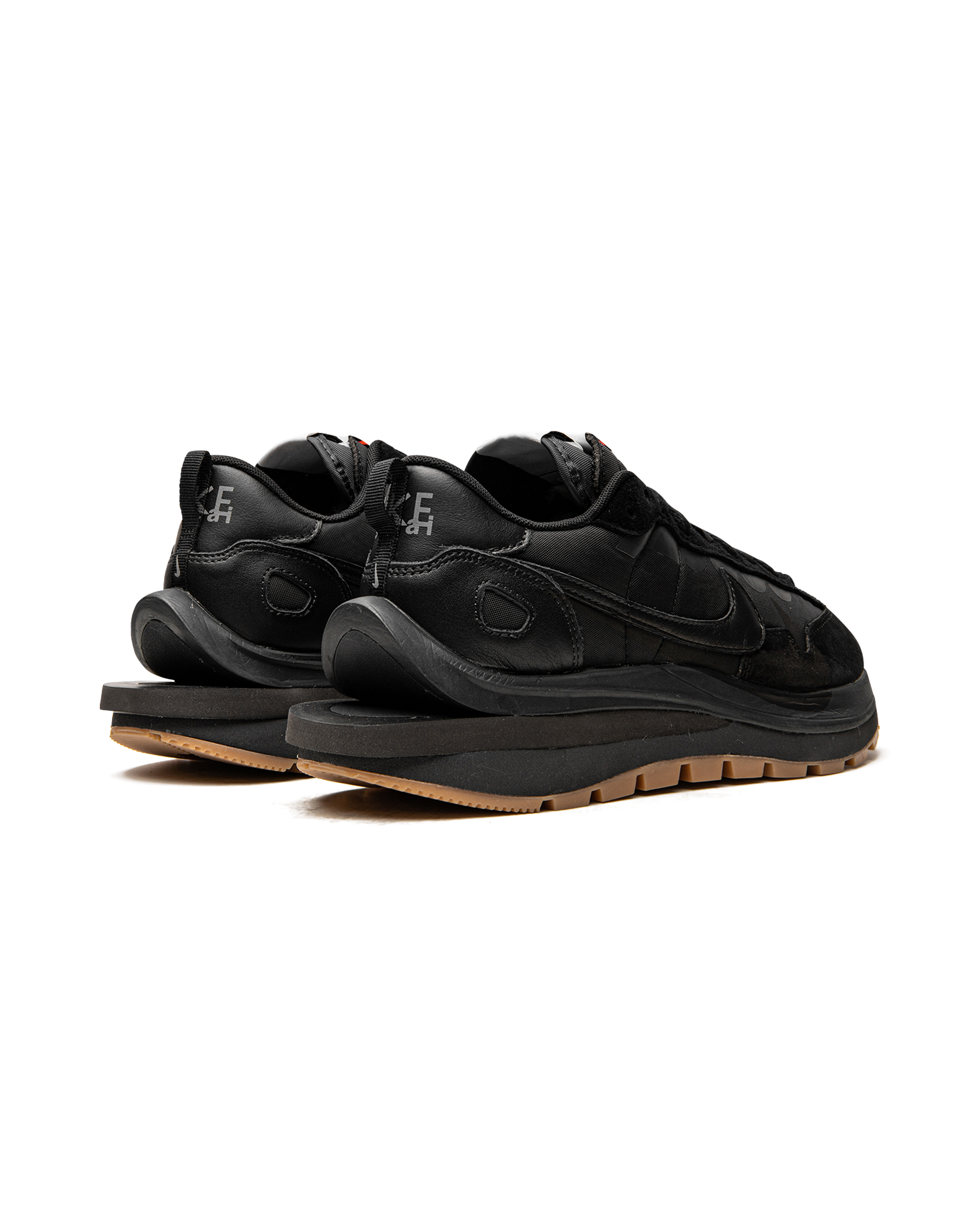 Nike Vaporwaffle sacai Black Gum